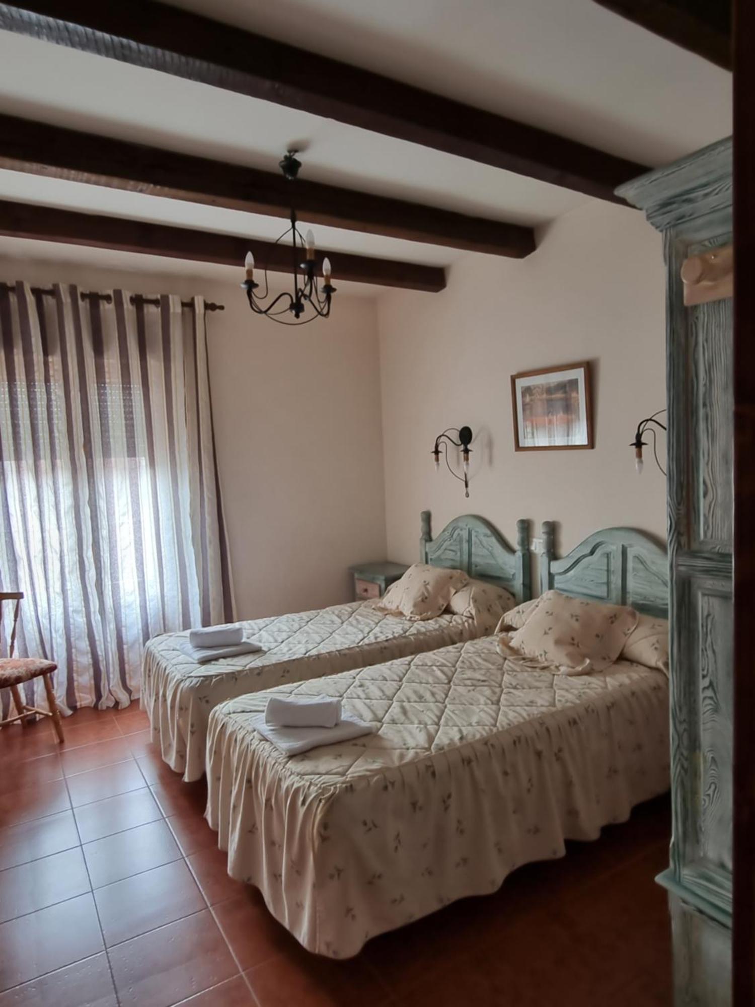 Casas Rurales Tio Claudio I Y II El Barraco Екстериор снимка